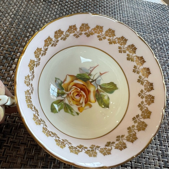 Tea Cup and Saucer. Light Pink Border with Yellow Rose
Center Hammersley Tea - Picture 9 of 11